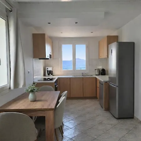 Ionelia Seaview 1 شقة