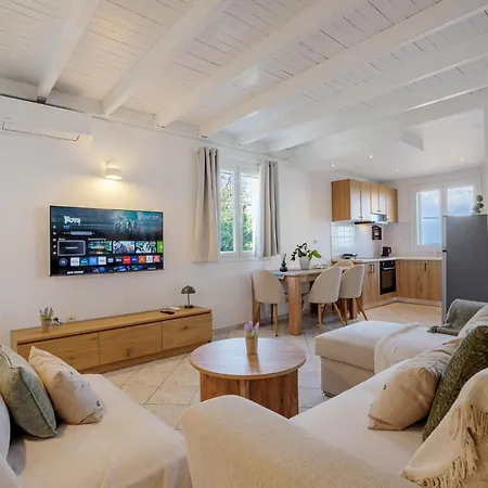 Ionelia Seaview 1 公寓 *
